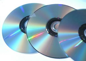 dvd-89069_640